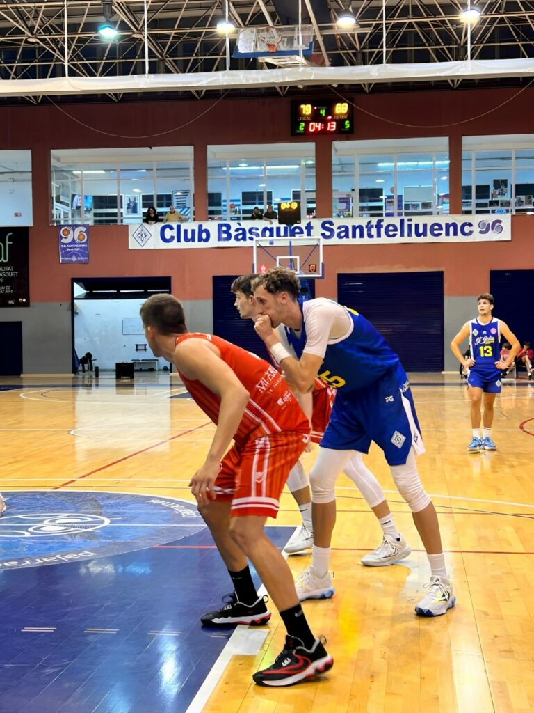 Lee más sobre el artículo <strong>El Maderas Sorlí Benicarló se lleva una merecida victoria ante el CB Santfeliuenc (85-97)</strong>